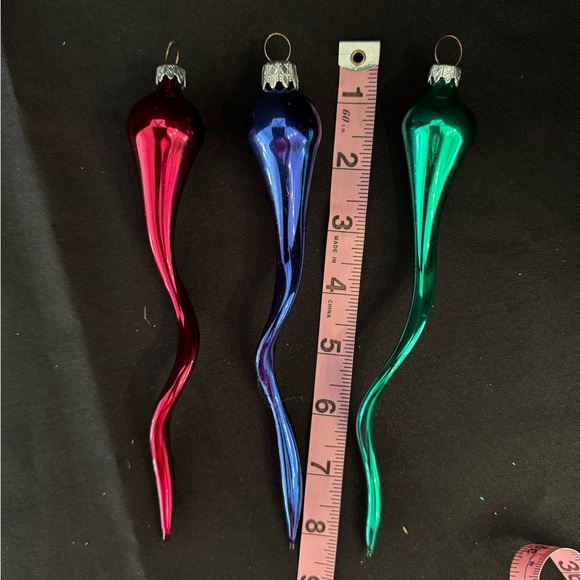 Vintage West Germany Glass Squiggly Teardrop
Christmas Tree Ornaments Set of 3 - Picture 3 of 4